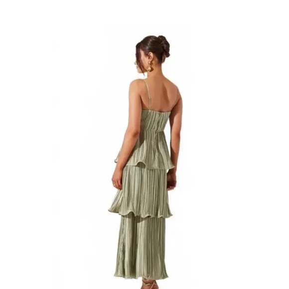 ASTR The Label Lupin Pleated Tiered Maxi Dress - Sage - Picture 2 of 3